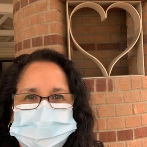 Meet your Posher, Lydia